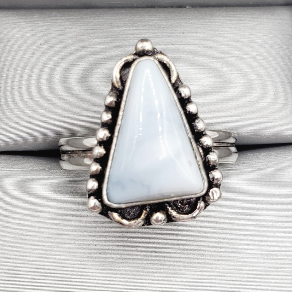 Genuine Triangle Bezel Set Blue Owyee Opal 925 Sterling Silver Vintage Ring